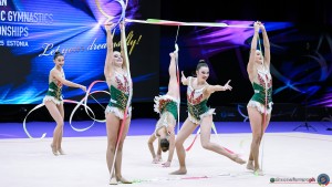 sr group q ita   italy sfe09240 copia simone ferraro ph